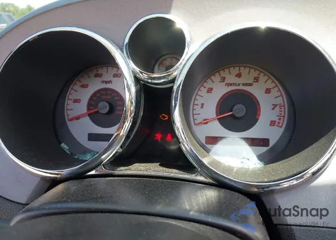 2009 Pontiac Solstice z USA, uszkodzony, nr VIN 1G2MB35B99Y106120